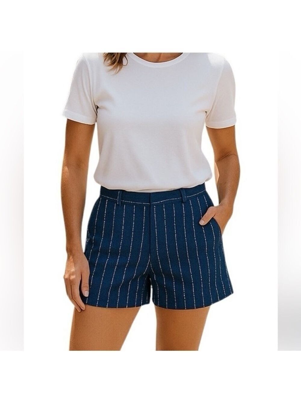 Banana Republic Navy Boucle Shorts 4.75" inseam white stripes mid/hi rise size 6